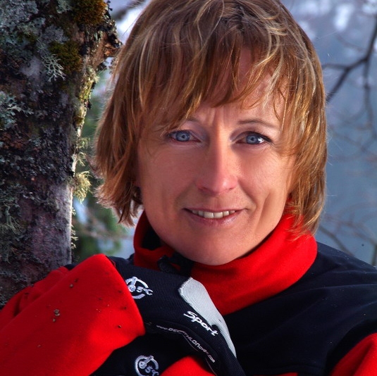 Classify Italian Alpinist Nives Meroi